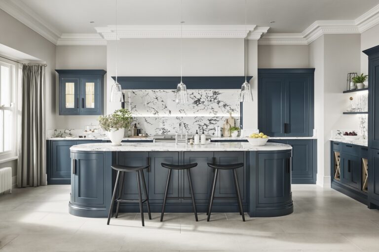 PWS 1909 in-frame Shaker kitchen with a curved island