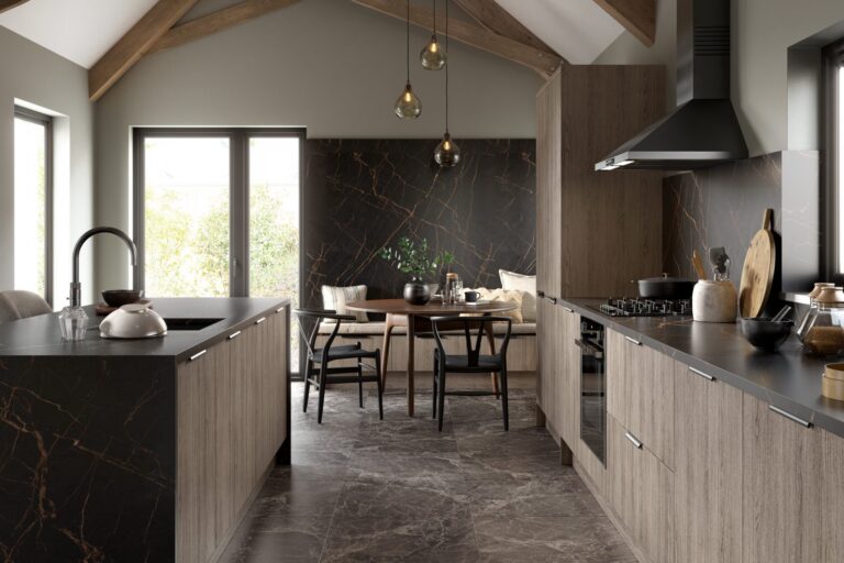 Bella Venice kitchen in Grey Vicenza Oak